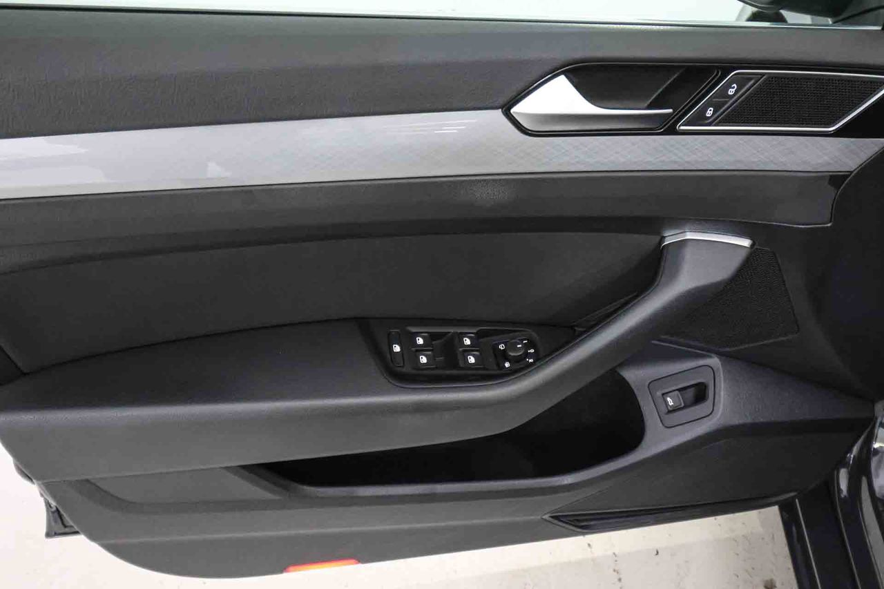 Volkswagen Passat Variant Business 2.0 TDI 110kW - Foto 29