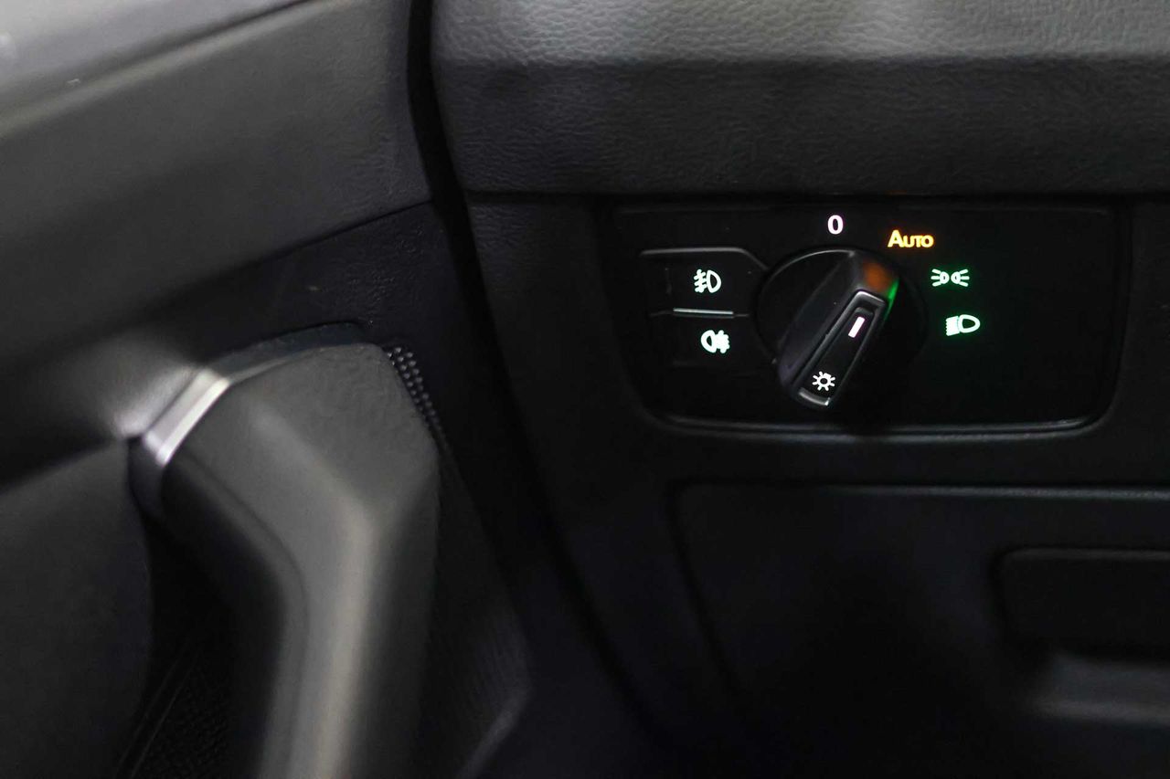 Volkswagen Passat Variant Business 2.0 TDI 110kW - Foto 32