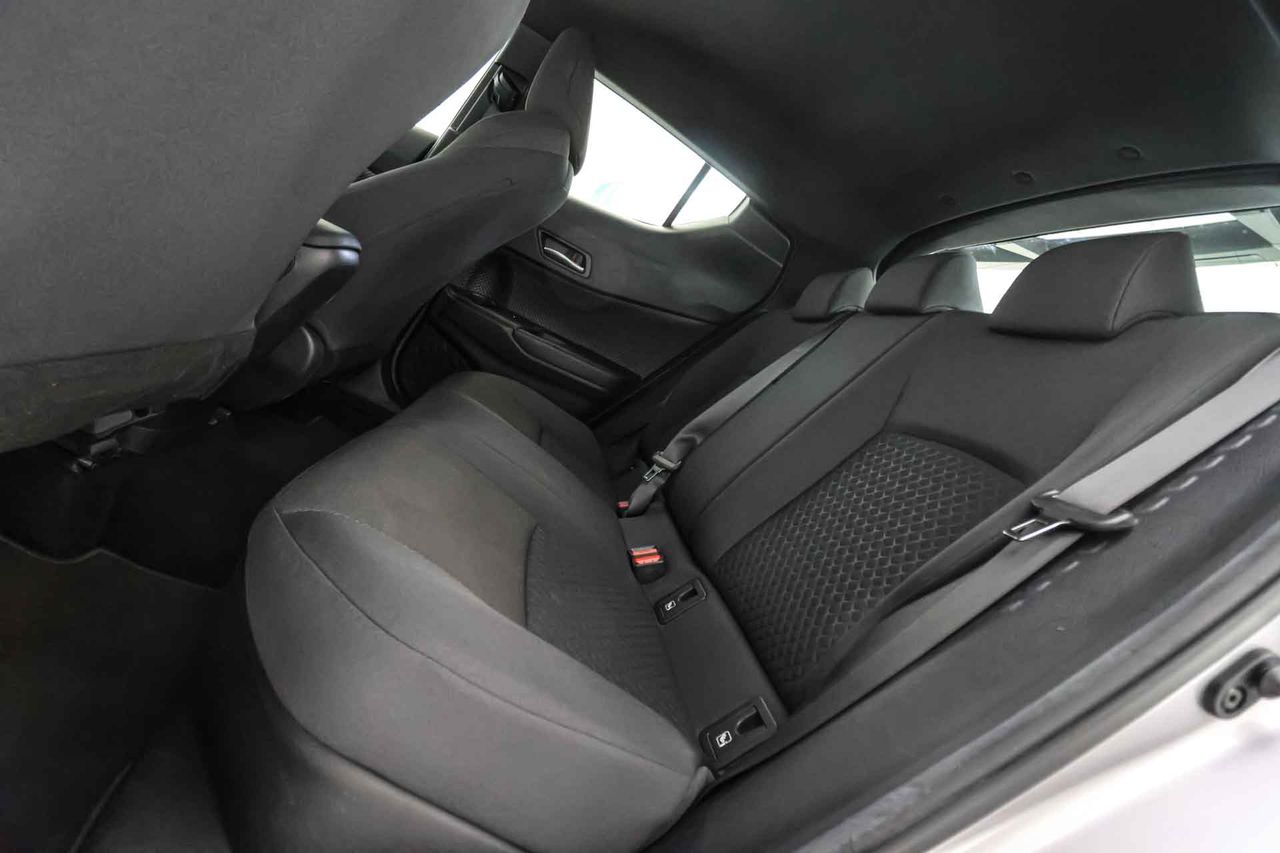 Toyota C-HR 2.0 180H Dynamic - Foto 49