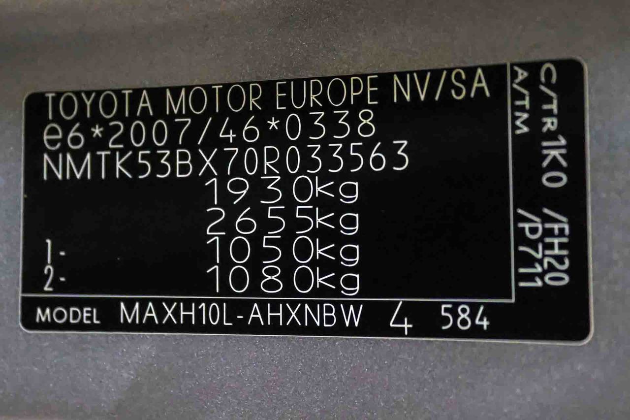 Toyota C-HR 2.0 180H Dynamic - Foto 8