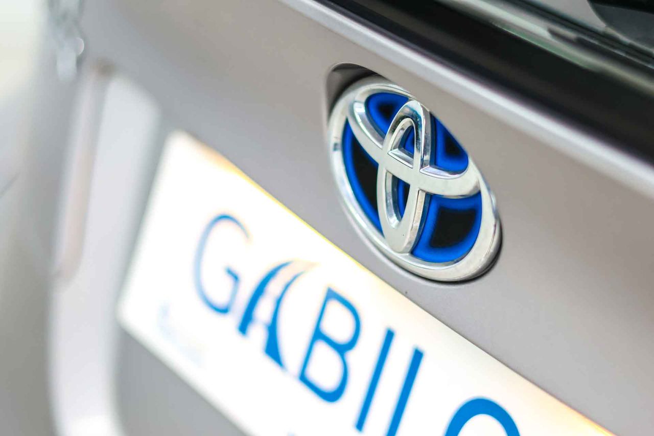 Toyota C-HR 2.0 180H Dynamic - Foto 23