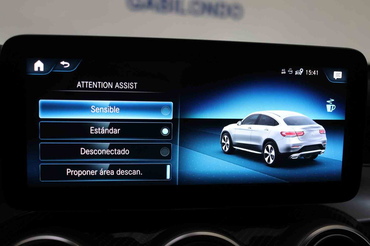 Mercedes GLC Coupé GLC 300 e 4MATIC **AMG Line** - Foto 65