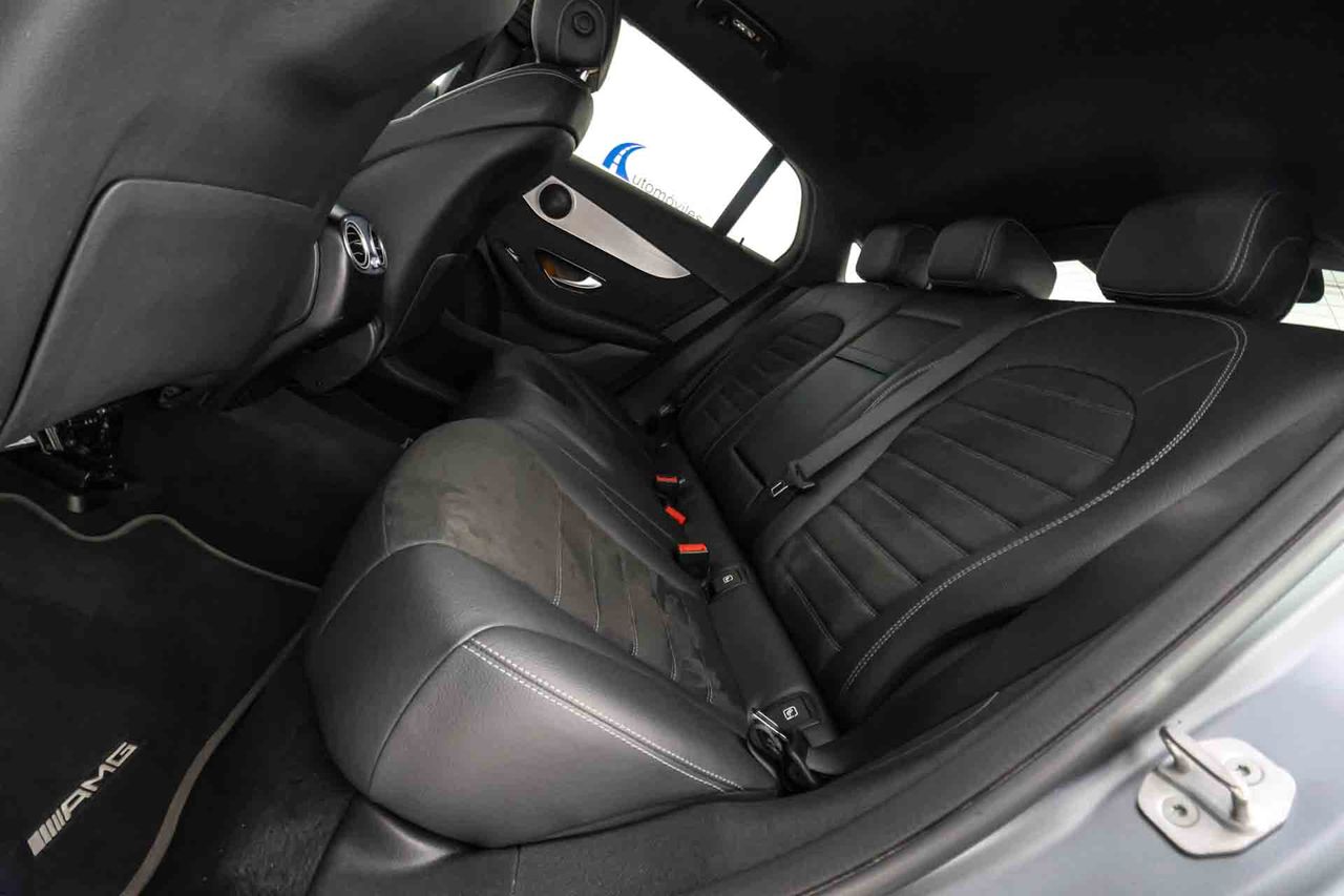 Mercedes GLC Coupé GLC 300 e 4MATIC **AMG Line** - Foto 50