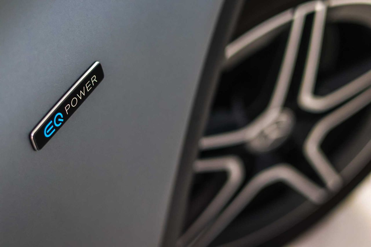 Mercedes GLC Coupé GLC 300 e 4MATIC **AMG Line** - Foto 20