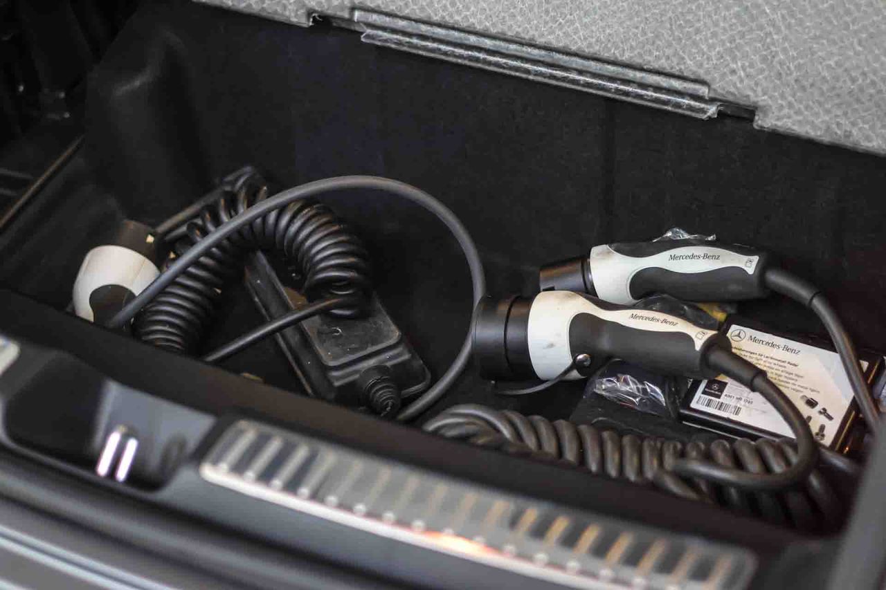 Mercedes GLC Coupé GLC 300 e 4MATIC **AMG Line** - Foto 61