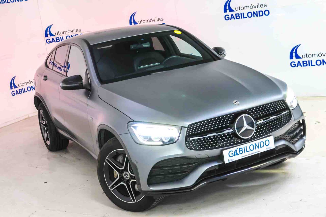 Mercedes GLC Coupé GLC 300 e 4MATIC **AMG Line** - Foto 15