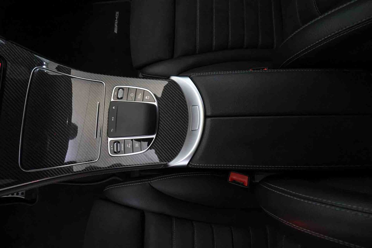 Mercedes GLC Coupé GLC 300 e 4MATIC **AMG Line** - Foto 49