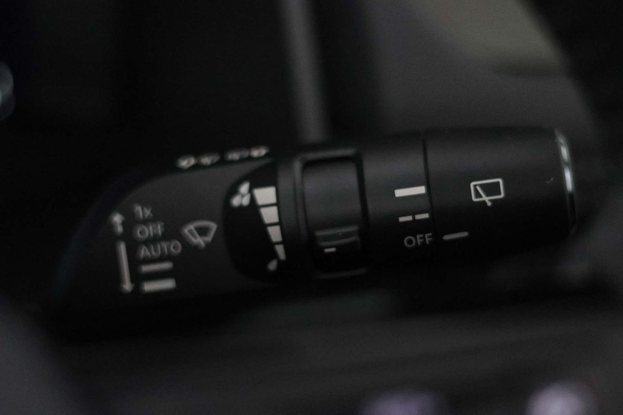 Nissan X-Trail 5pl 1.5 e-POWER 152kW 4x2 A/T N-Connecta **Techo panorámico** - Foto 40