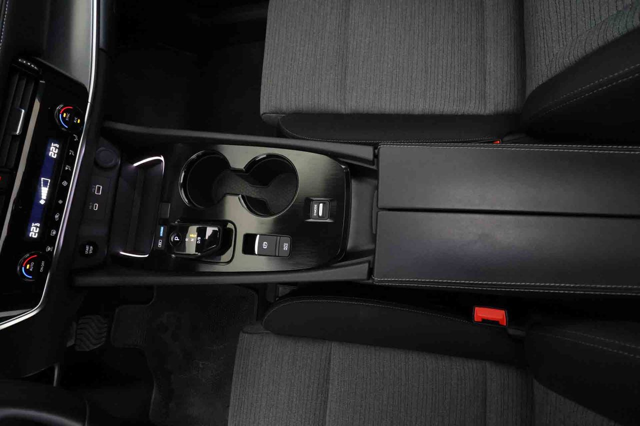 Nissan X-Trail 5pl 1.5 e-POWER 152kW 4x2 A/T N-Connecta **Techo panorámico** - Foto 47