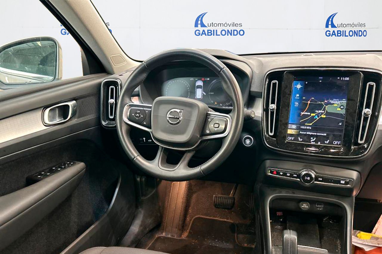 Volvo XC40 1.5 T5 Twin Recharge Inscription Auto - Foto 4