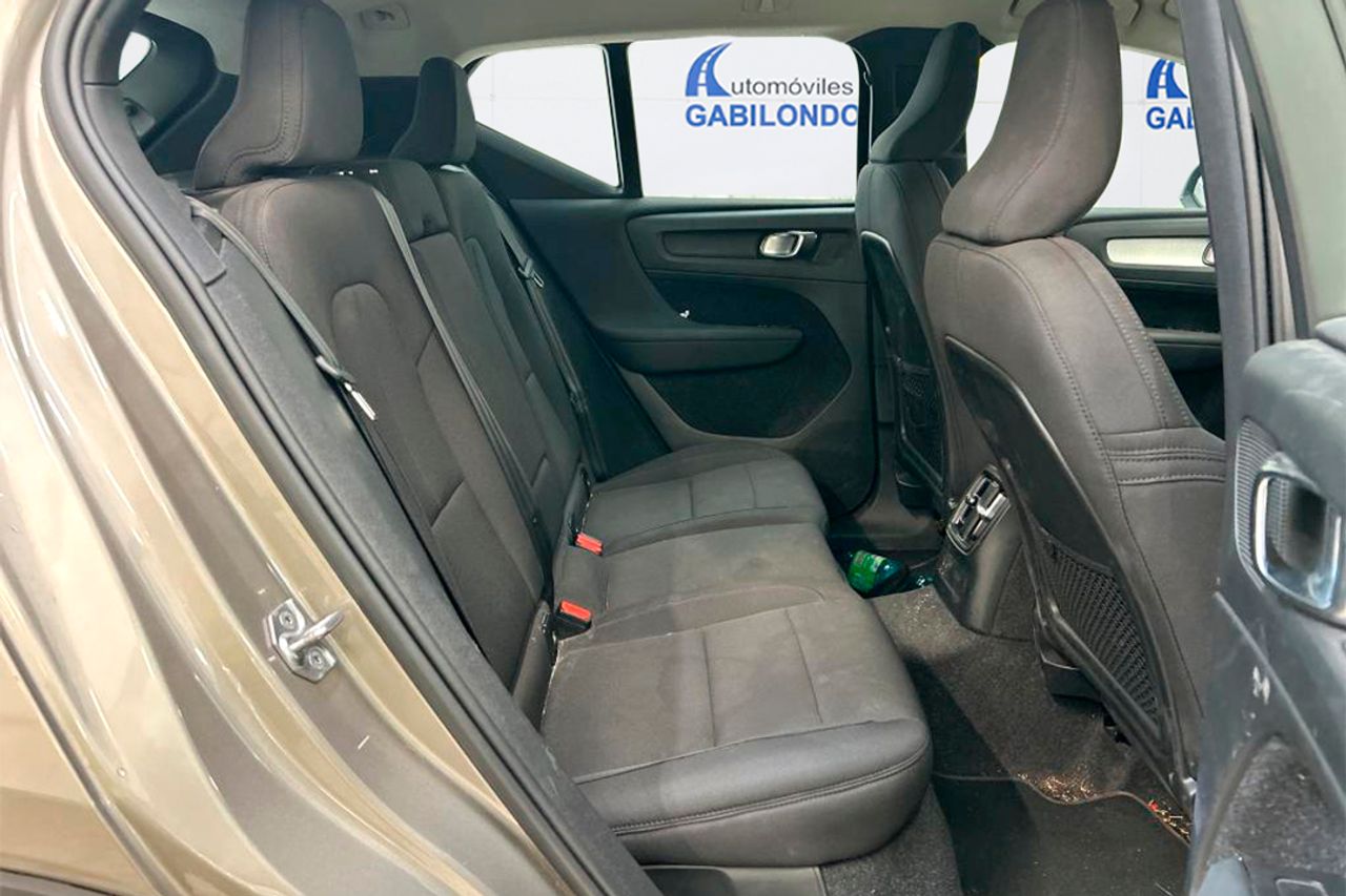 Volvo XC40 1.5 T5 Twin Recharge Inscription Auto - Foto 7