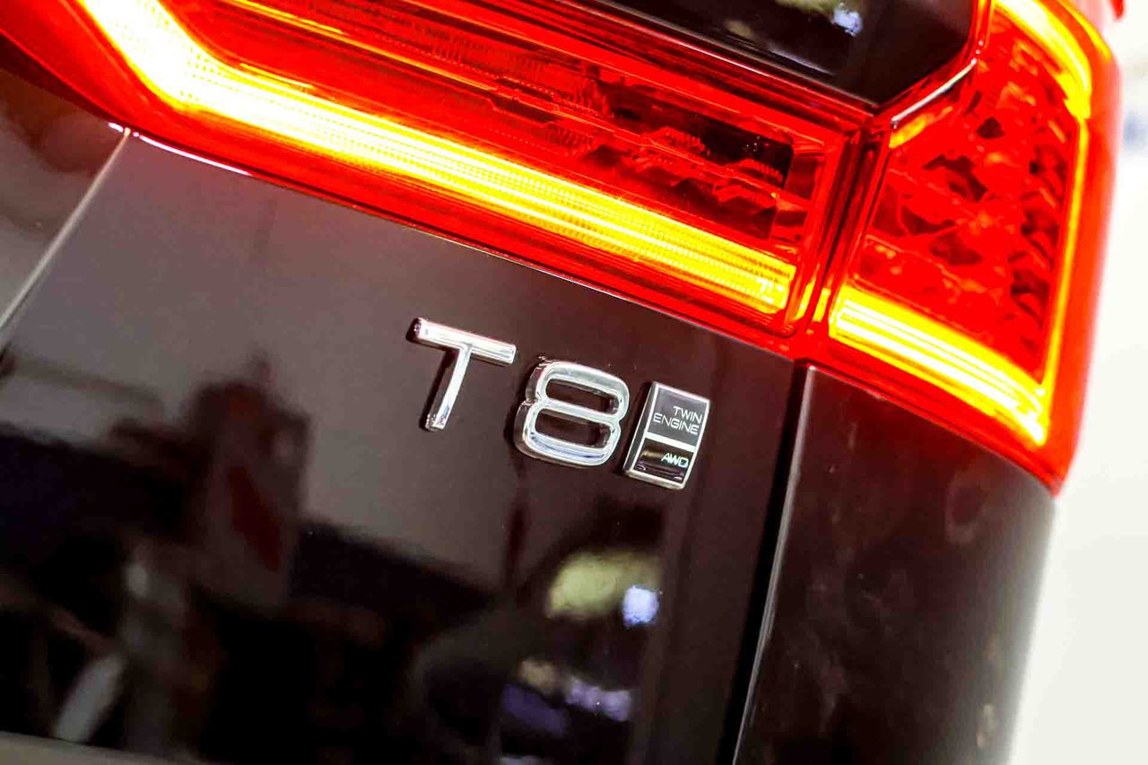 Volvo XC60 2.0 T8 AWD Inscription Auto - Foto 16