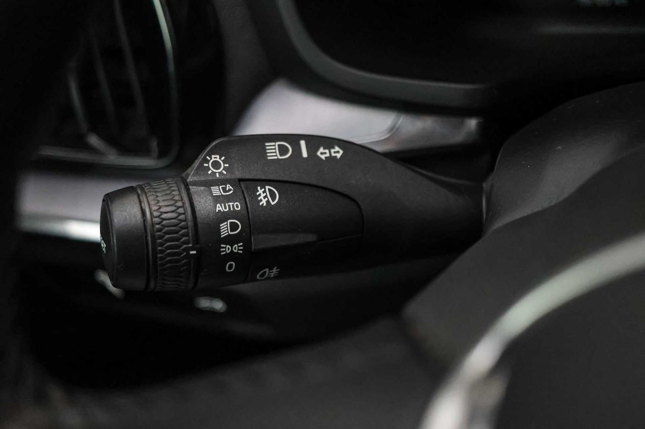 Volvo V60 2.0 D3 Momentum Pro Auto Geartronic - Foto 37