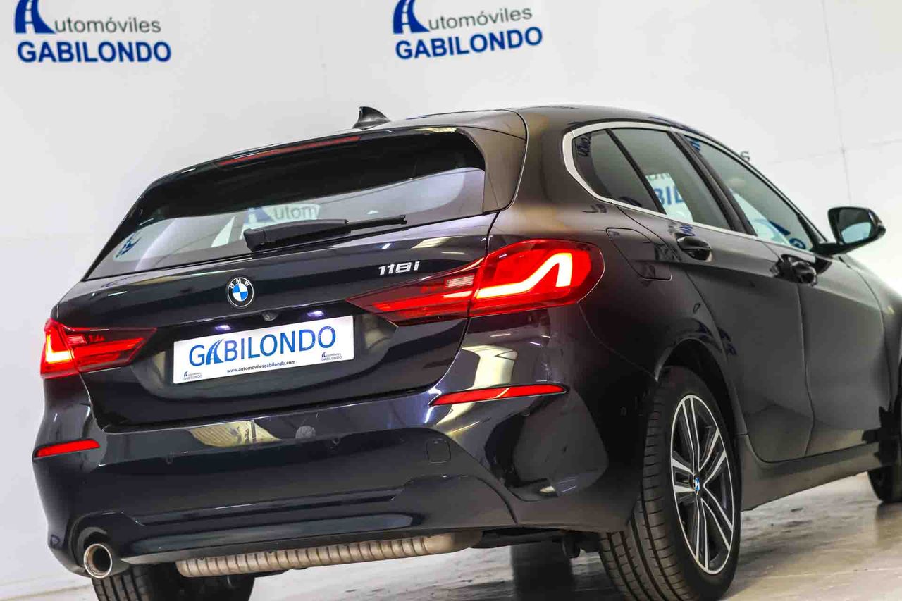 BMW Serie 1 118i Auto. - Foto 25