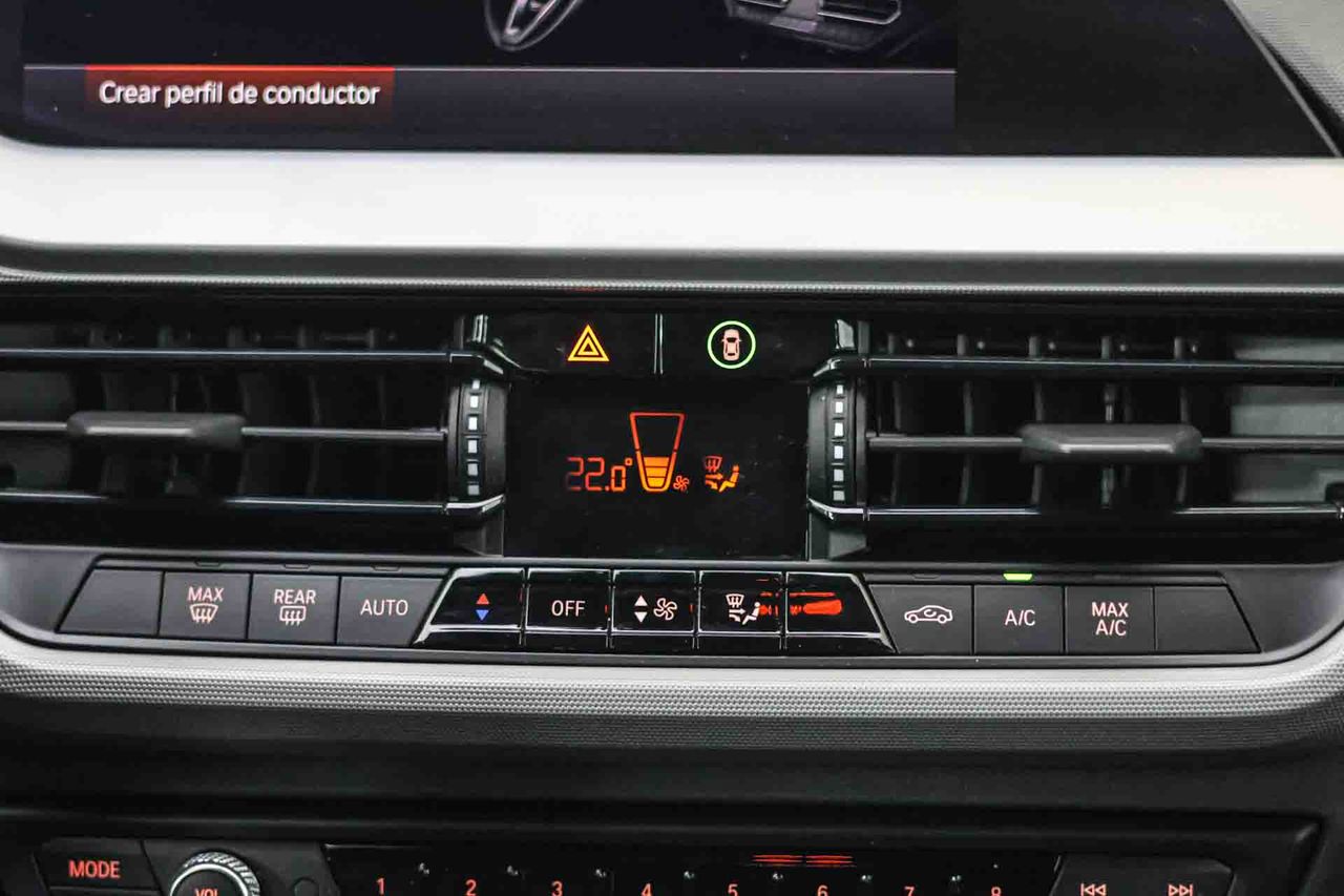 BMW Serie 1 118i Auto. - Foto 43