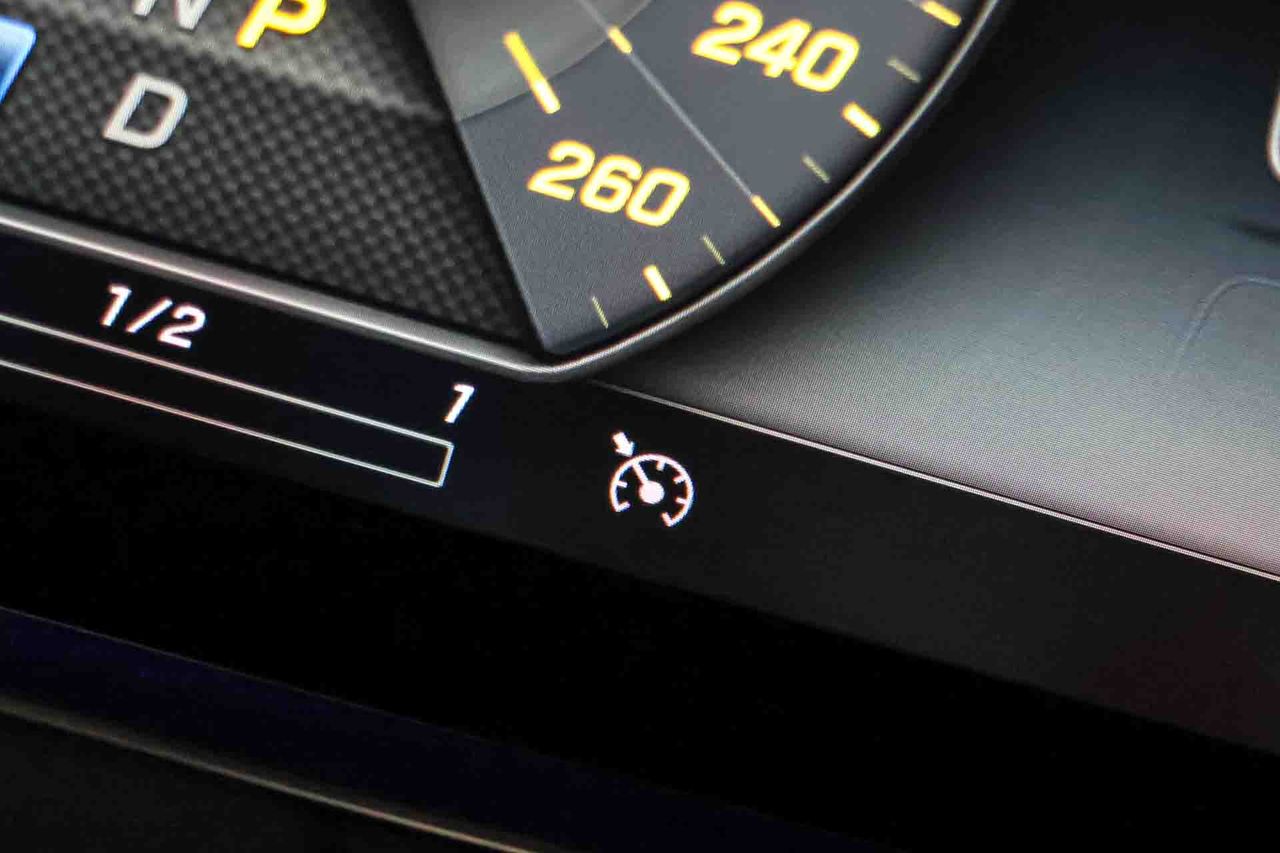 Mercedes Clase E Coupé E 220 d 4MATIC AMG Line **Techo panorámico** - Foto 33