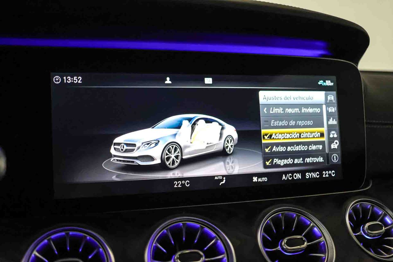Mercedes Clase E Coupé E 220 d 4MATIC AMG Line **Techo panorámico** - Foto 64