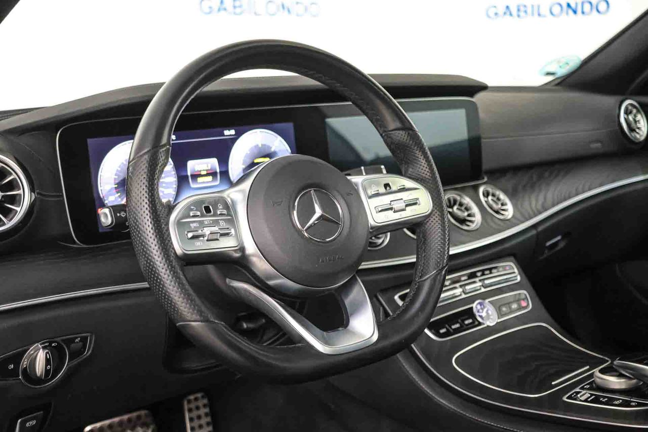 Mercedes Clase E Coupé E 220 d 4MATIC AMG Line **Techo panorámico** - Foto 6