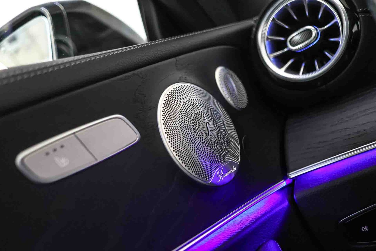 Mercedes Clase E Coupé E 220 d 4MATIC AMG Line **Techo panorámico** - Foto 27