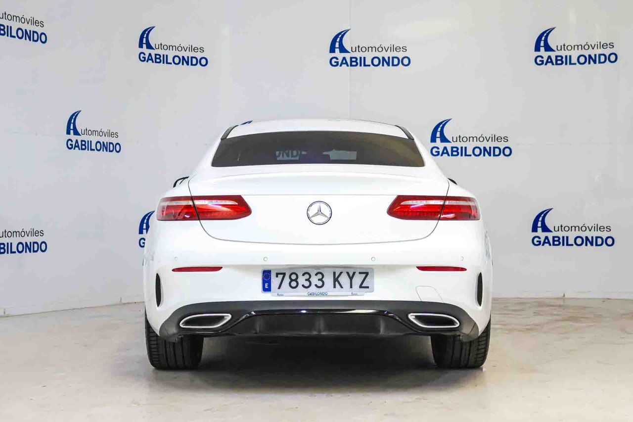 Mercedes Clase E Coupé E 220 d 4MATIC AMG Line **Techo panorámico** - Foto 5