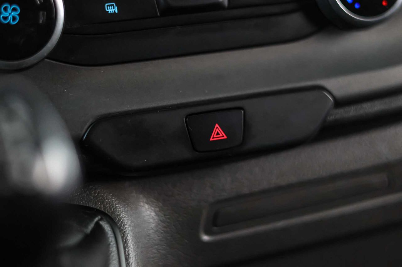 Ford Transit T330 L3H2 2.0 EcoBlue Trend - Foto 35