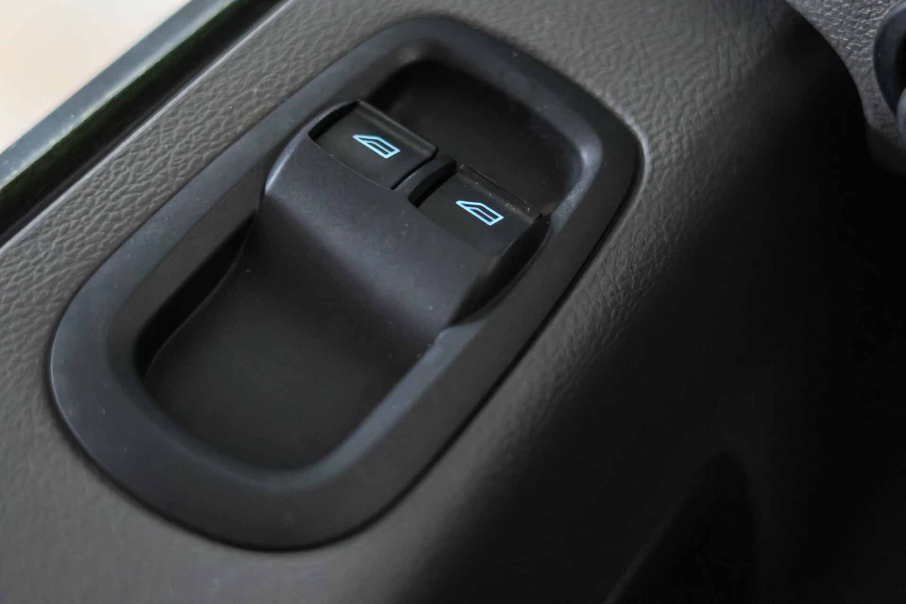 Ford Transit T330 L3H2 2.0 EcoBlue Trend - Foto 28