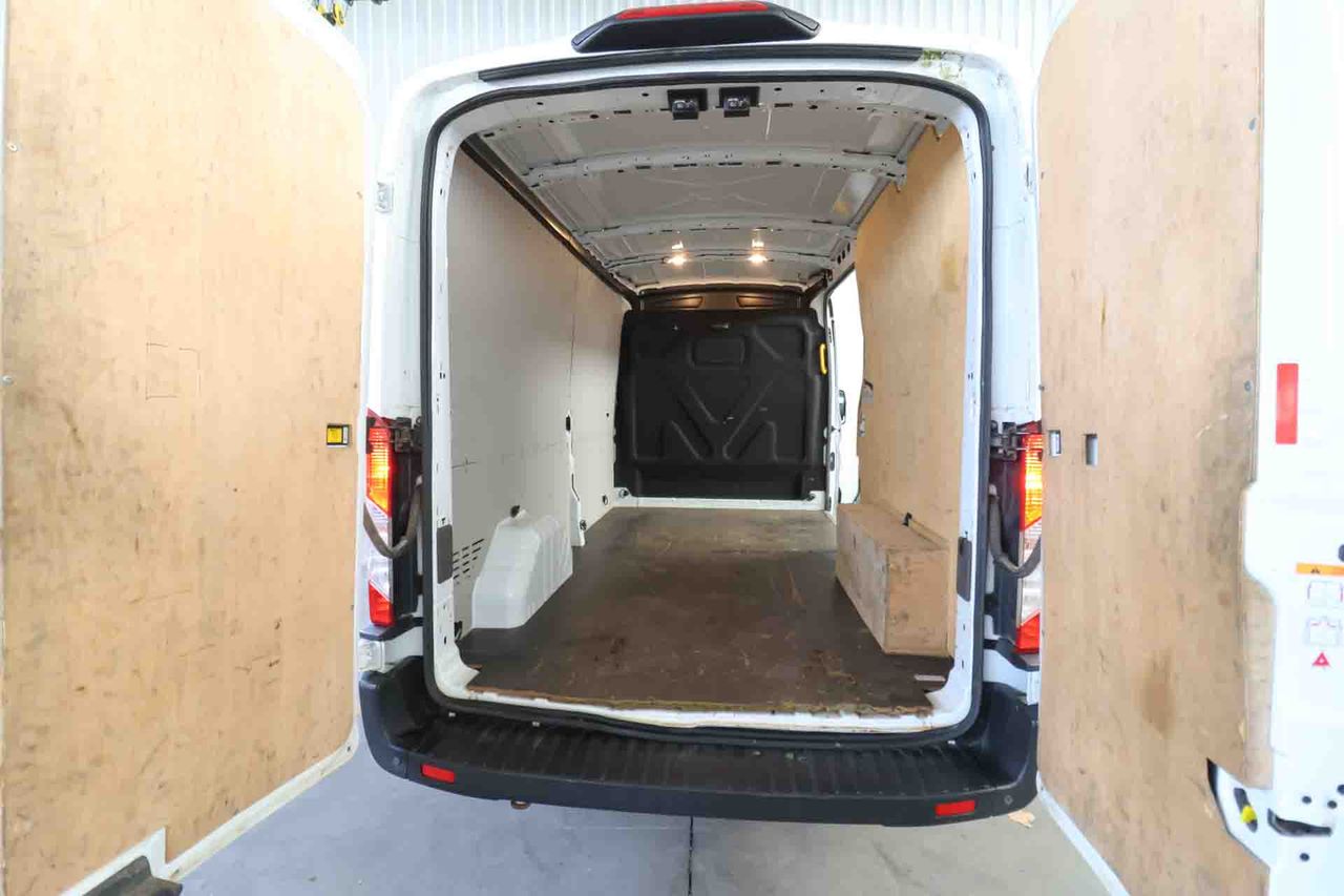 Ford Transit T330 L3H2 2.0 EcoBlue Trend - Foto 22