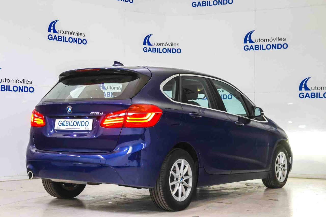 BMW Serie 2 Active Tourer 216d Business - Foto 13