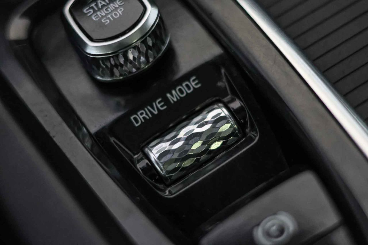 Volvo XC60 2.0 T6 AWD Recharge Inscription Auto - Foto 43