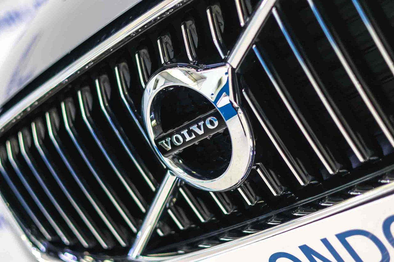 Volvo XC60 2.0 T6 AWD Recharge Inscription Auto - Foto 13