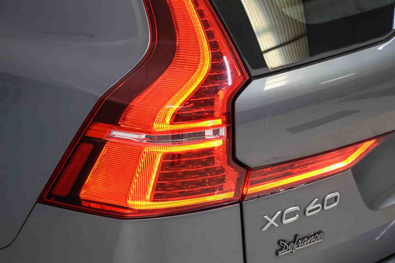 Volvo XC60 2.0 T6 AWD Recharge Inscription Auto - Foto 18