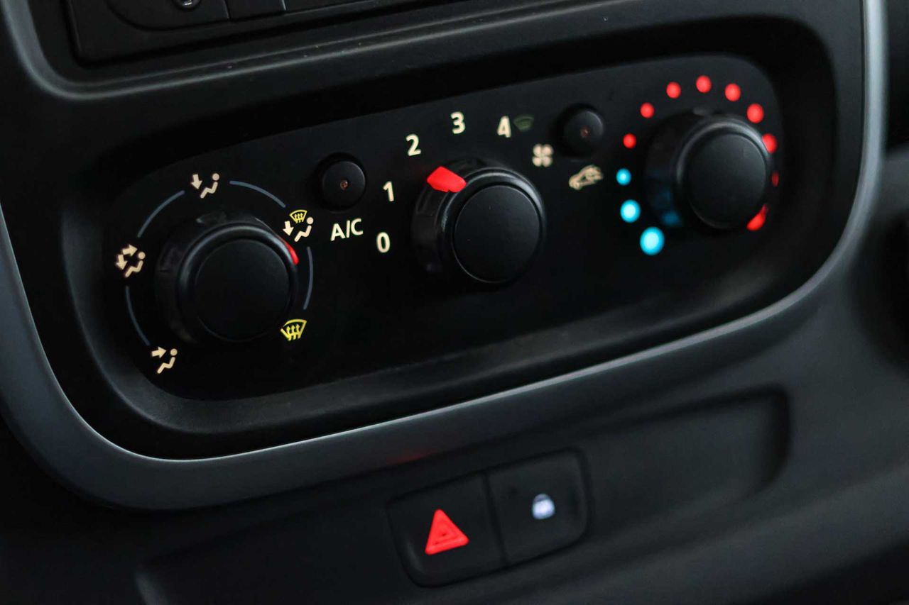 Renault Trafic Furgón L1H2 1.6 dCi Energy Grand Confort - Foto 35