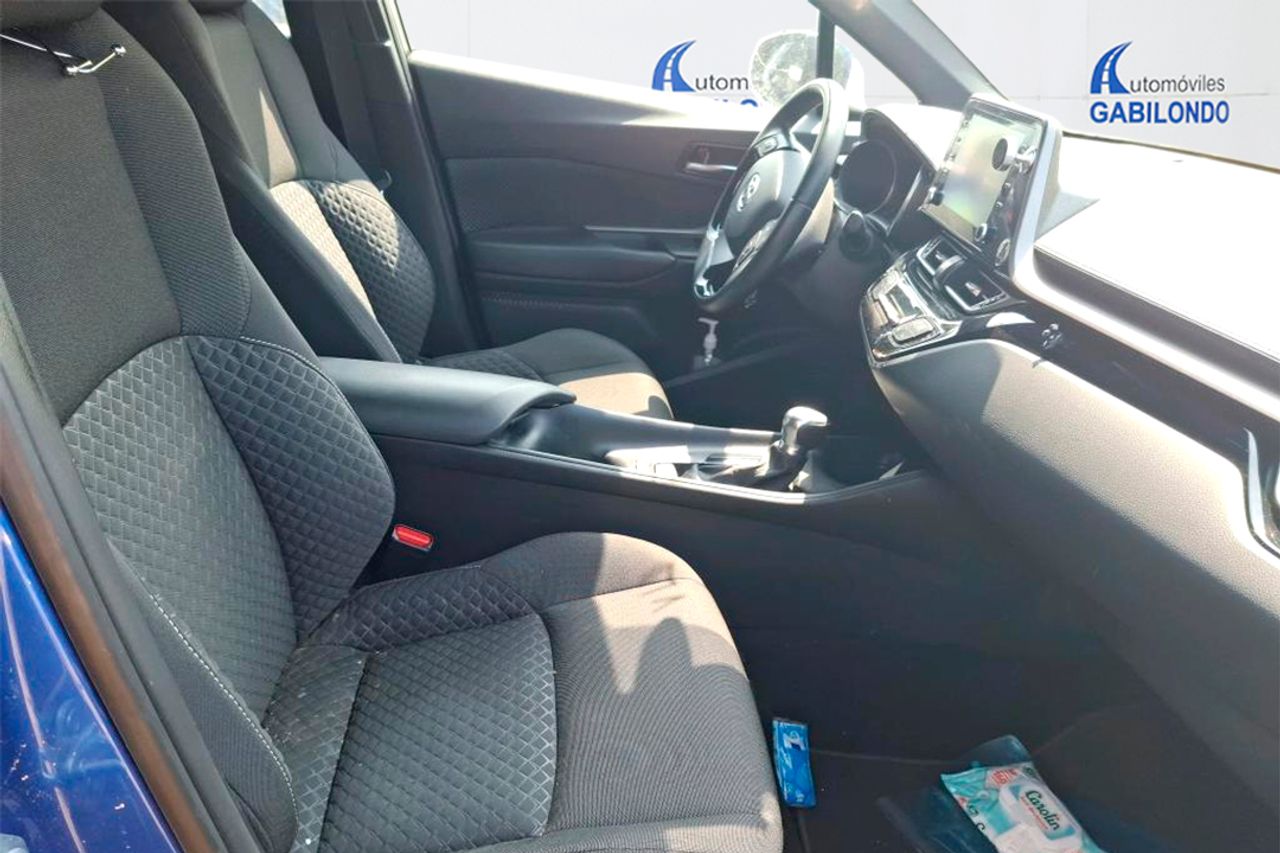 Toyota C-HR 1.8 125H Active - Foto 6
