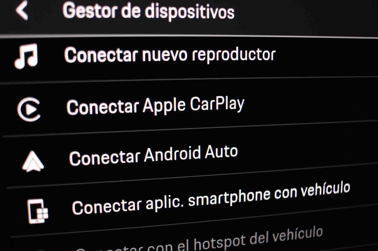 Porsche Panamera 4 E-Hybrid - Foto 75