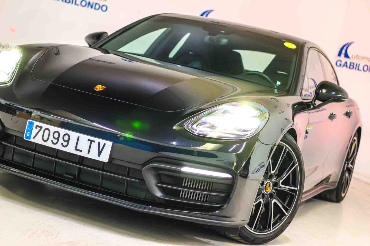 Porsche Panamera 4 E-Hybrid - Foto 28