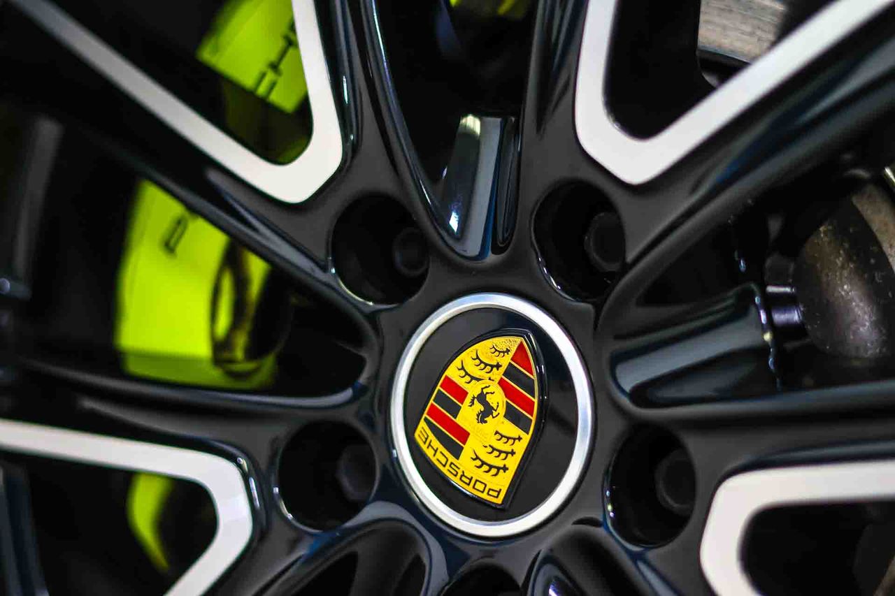 Porsche Panamera 4 E-Hybrid - Foto 18