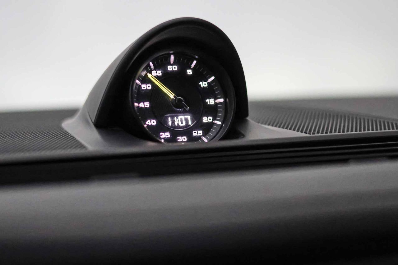 Porsche Panamera 4 E-Hybrid - Foto 56