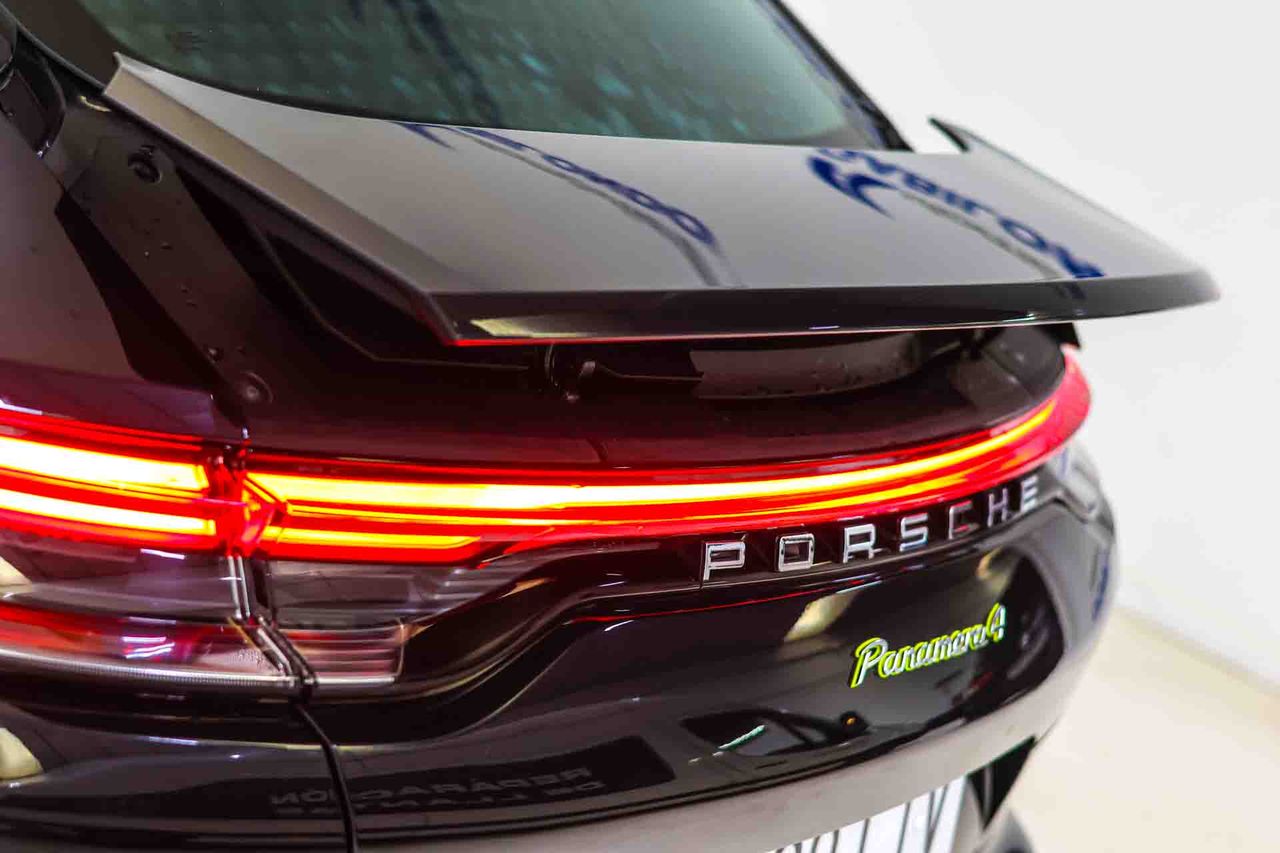 Porsche Panamera 4 E-Hybrid - Foto 25