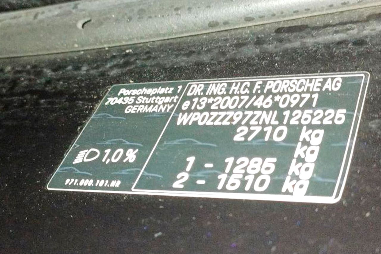 Porsche Panamera 4 E-Hybrid - Foto 6