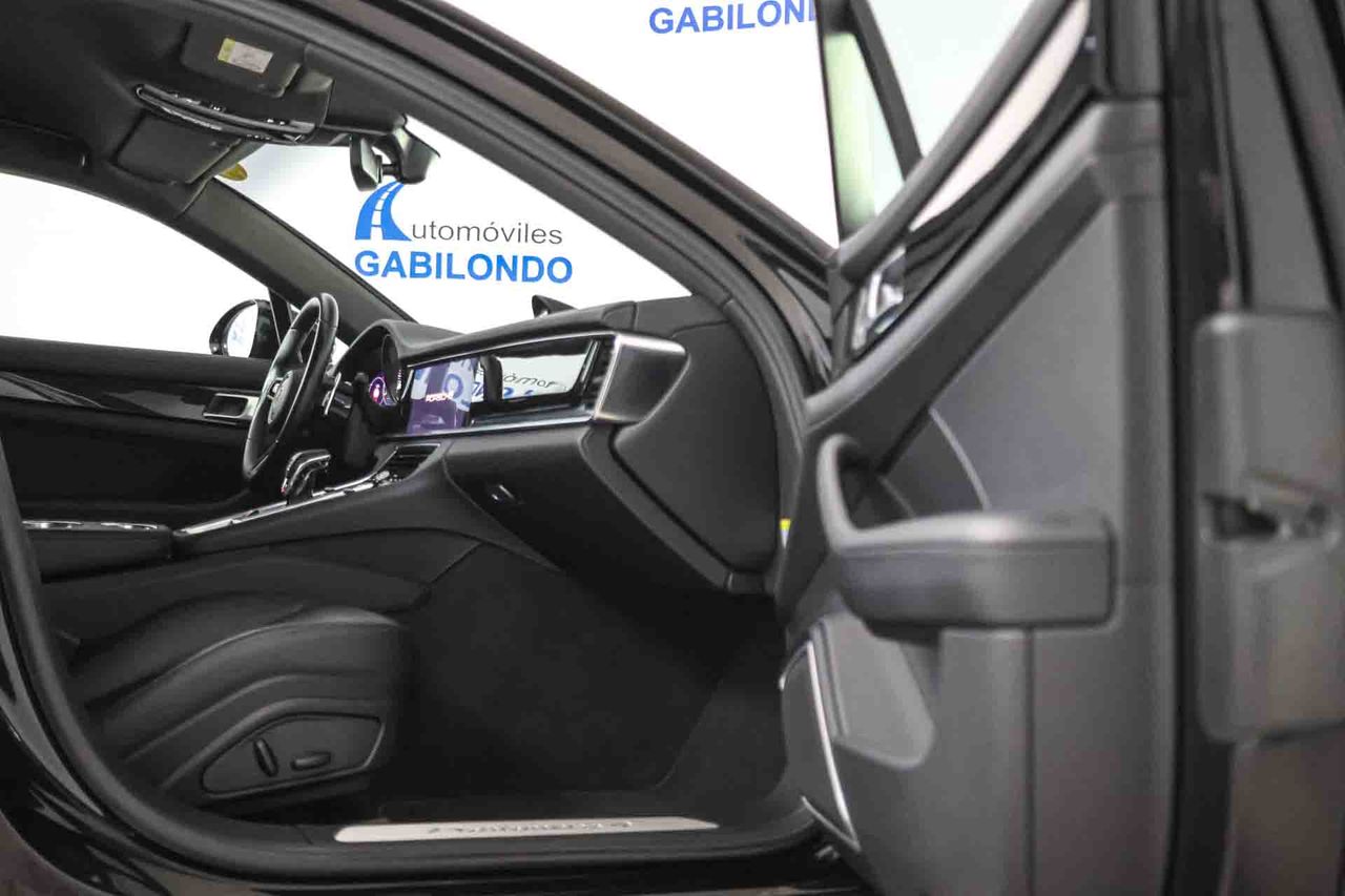 Porsche Panamera 4 E-Hybrid - Foto 60