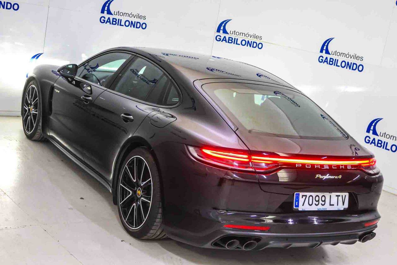 Porsche Panamera 4 E-Hybrid - Foto 17