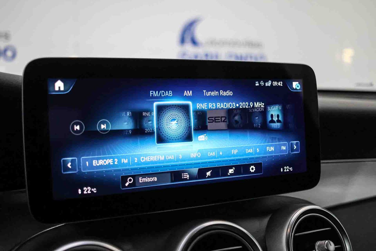 Mercedes GLC Coupé GLC 300 e 4MATIC **AMG Line** - Foto 62