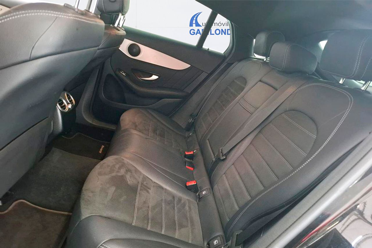 Mercedes GLC Coupé GLC 300 e 4MATIC **AMG Line** - Foto 8
