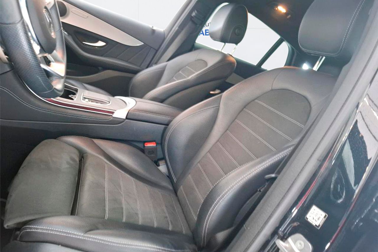 Mercedes GLC Coupé GLC 300 e 4MATIC **AMG Line** - Foto 7