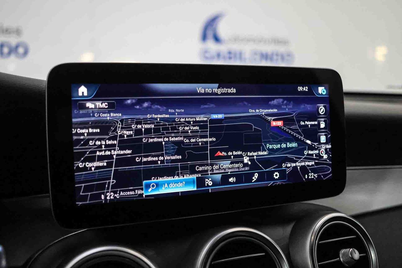 Mercedes GLC Coupé GLC 300 e 4MATIC **AMG Line** - Foto 60