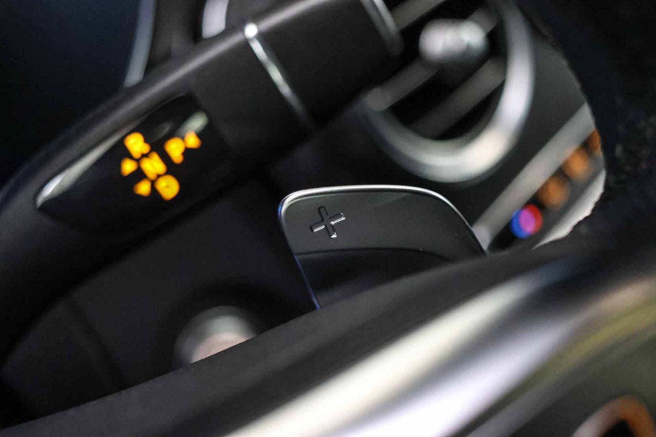 Mercedes GLC Coupé GLC 300 e 4MATIC **AMG Line** - Foto 44