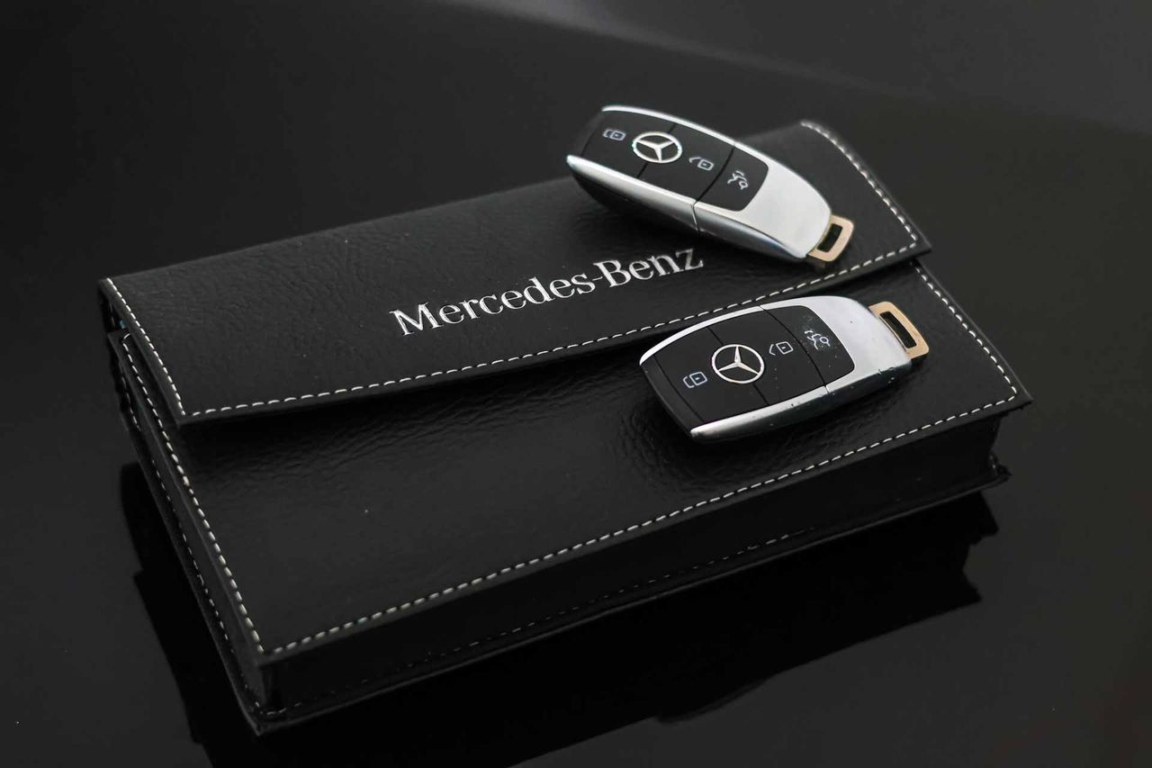 Mercedes GLC Coupé GLC 300 e 4MATIC **AMG Line** - Foto 70