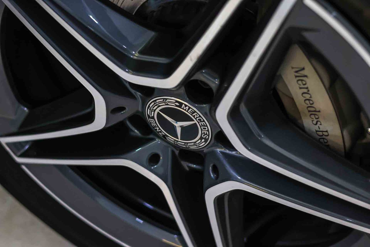 Mercedes GLC Coupé GLC 300 e 4MATIC **AMG Line** - Foto 26