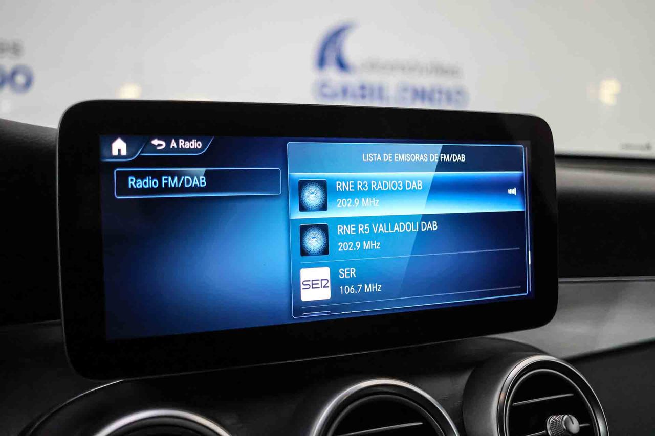 Mercedes GLC Coupé GLC 300 e 4MATIC **AMG Line** - Foto 61