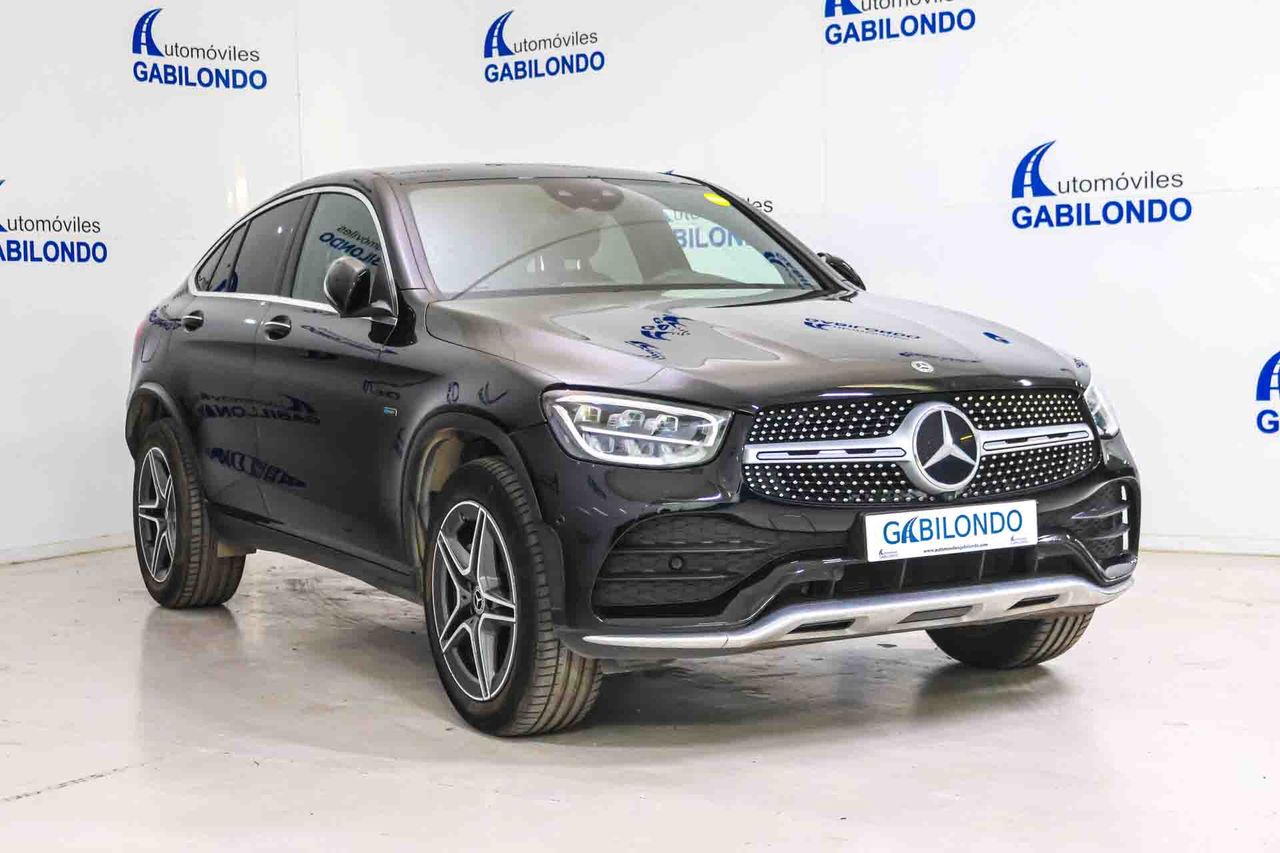 Mercedes GLC Coupé GLC 300 e 4MATIC **AMG Line** - Foto 4